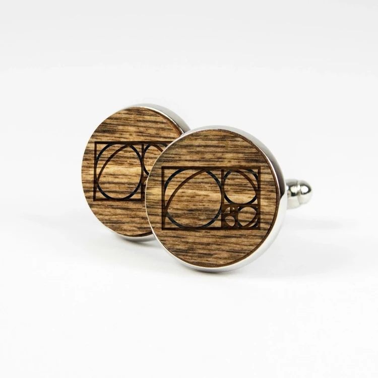 Golden ratio_Wenge-Spinki drewniane do mankietów.webp