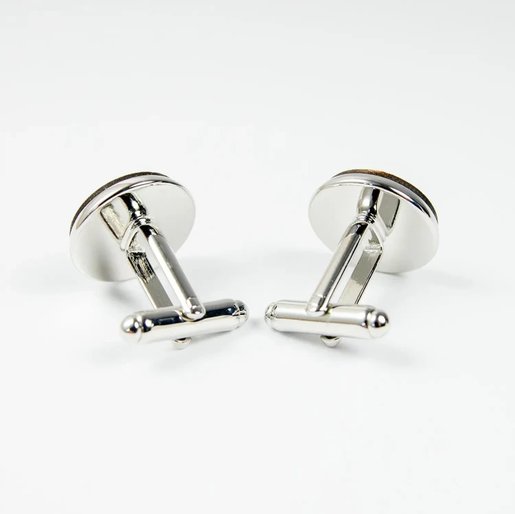 Spinki-drewniane-do-mankietów-męskie-Weselne-Ślubne-Cufflinks-backside-baza spinek srebrny